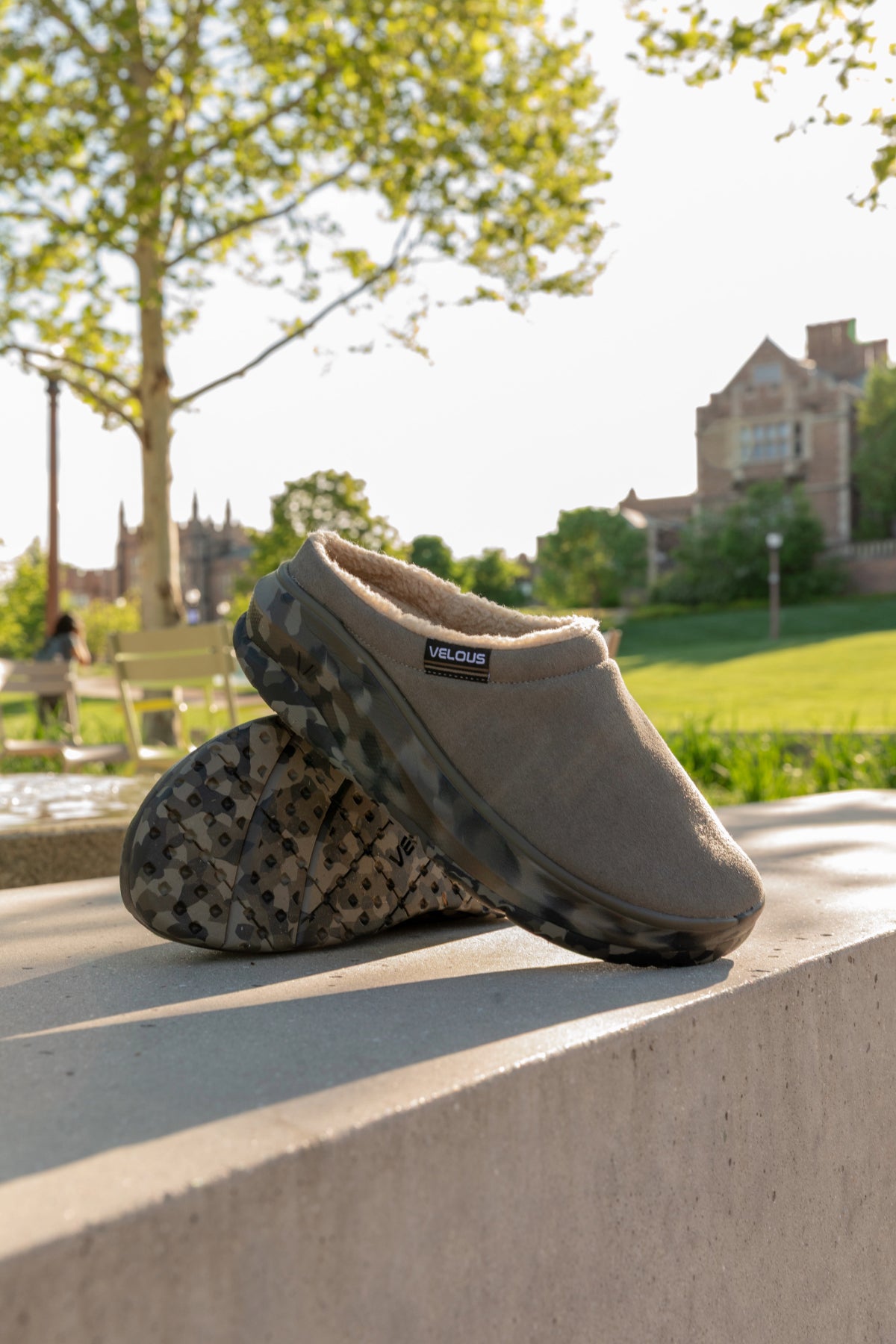 VELOUS Timberline Clog