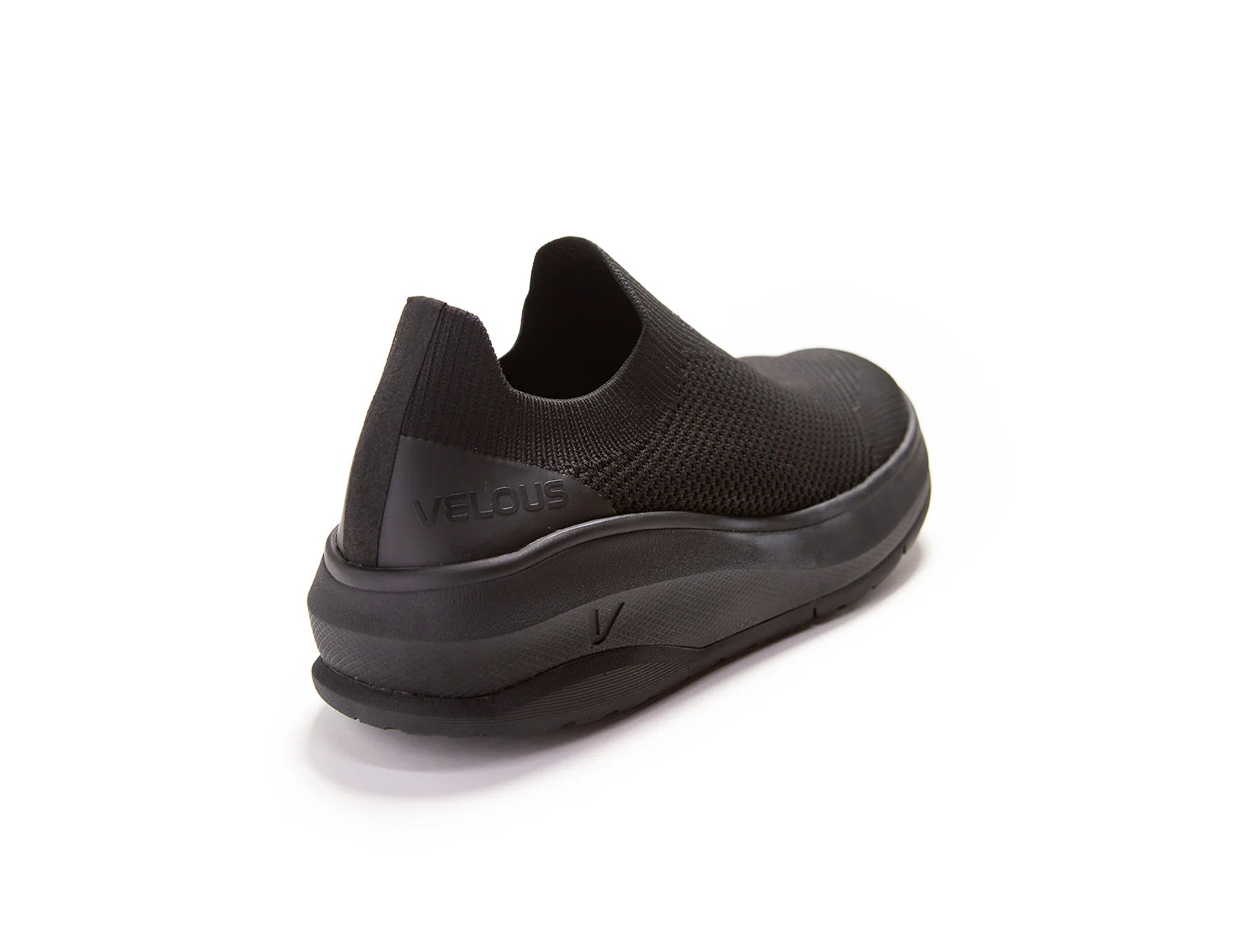 VELOUS Vernonia Easy-On Sneaker